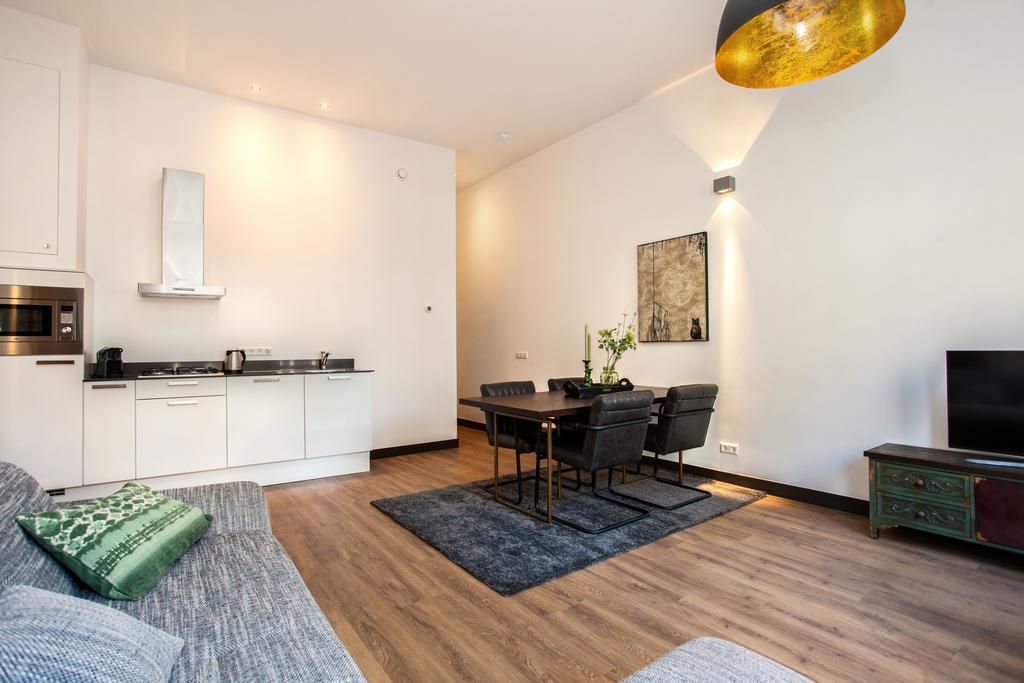 Stayci Serviced Apartments Royal Palace กรุงเฮก ภายนอก รูปภาพ