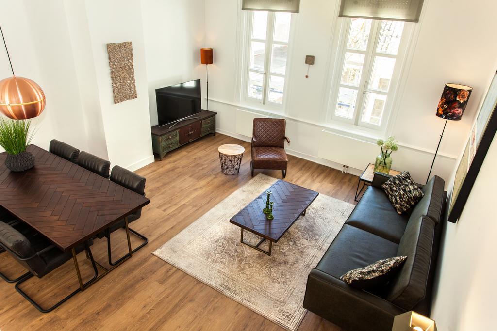Stayci Serviced Apartments Royal Palace กรุงเฮก ภายนอก รูปภาพ