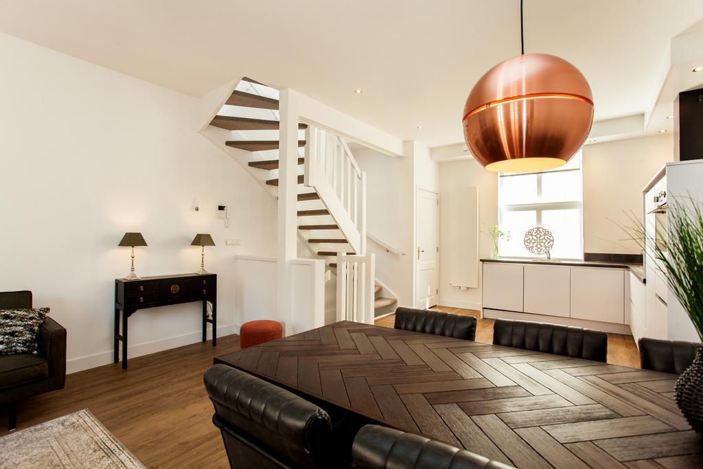 Stayci Serviced Apartments Royal Palace กรุงเฮก ภายนอก รูปภาพ